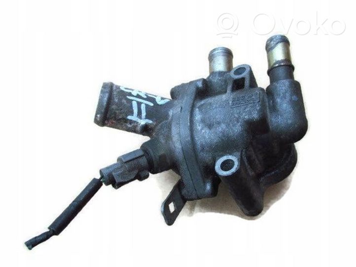 Honda CR-V Boîtier de thermostat 