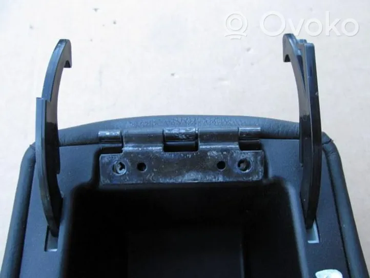 Mitsubishi Pajero Sport I Armrest Pajero