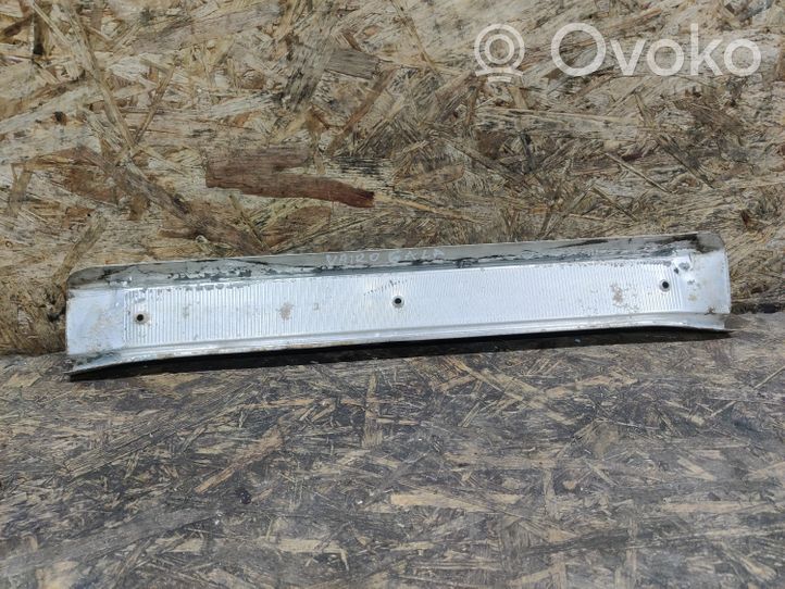 Buick LeSabre Rear sill trim cover 