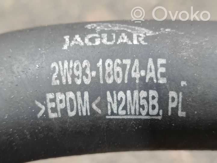 Jaguar XJ X350 Moottorin vesijäähdytyksen putki/letku 2W9318674AE