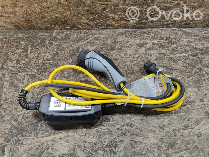Volkswagen e-Golf Kabel do ładowania samochodu elektrycznego 12E971675CM