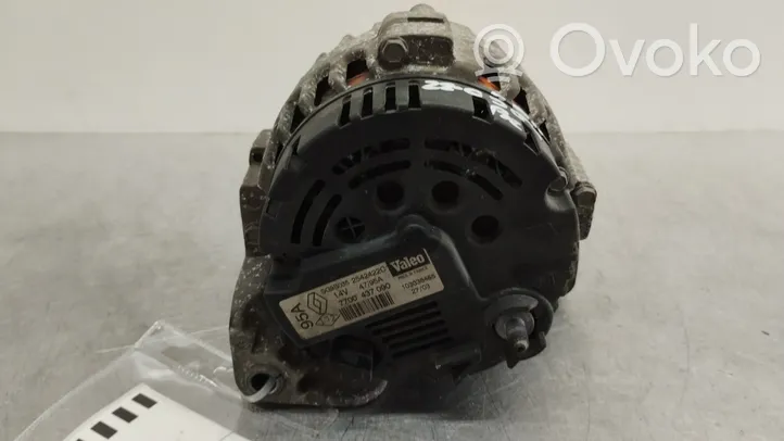 Renault Clio II Generatore/alternatore 