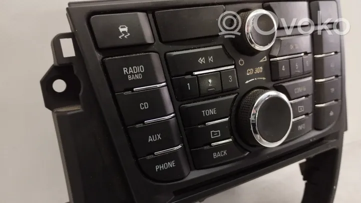 Opel Astra J Radio/CD/DVD/GPS-pääyksikkö 