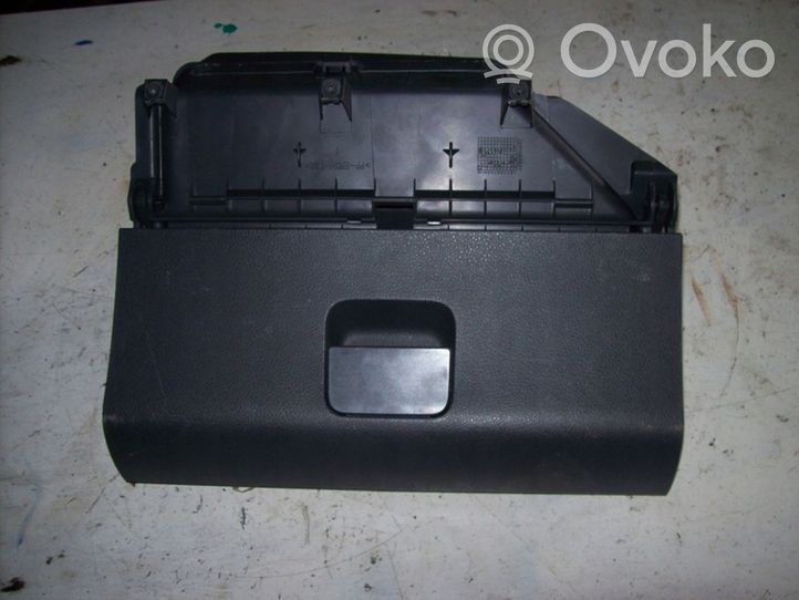 Volkswagen Polo IV 9N3 Glove box set 