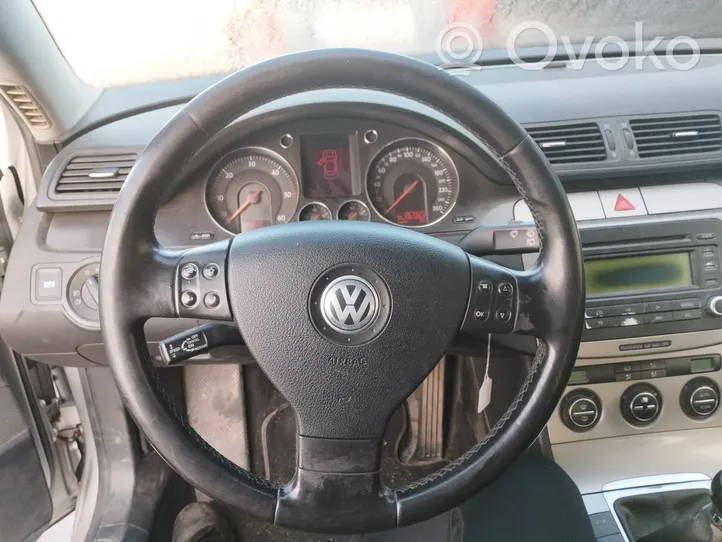 Volkswagen Passat Alltrack Vairas 