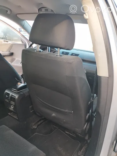 Volkswagen Passat Alltrack Front passenger seat 