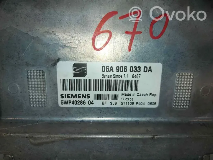 Seat Altea Sterownik / Moduł ECU 06A906033DA