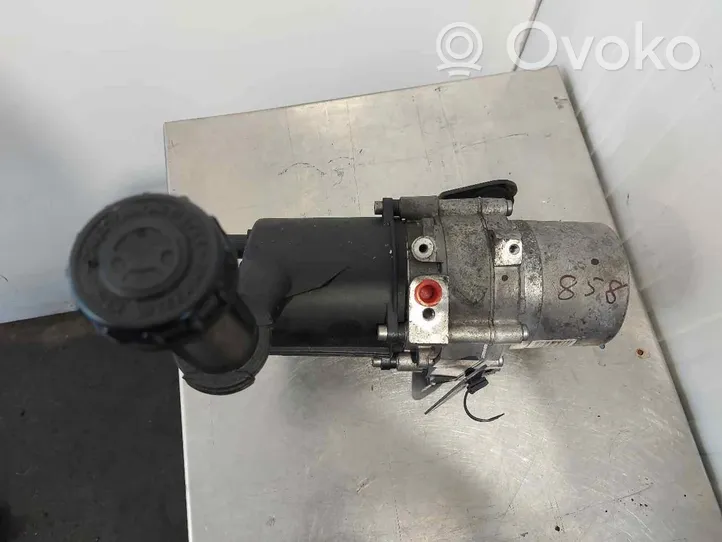 Citroen C4 II Pompe de direction assistée 9675674180