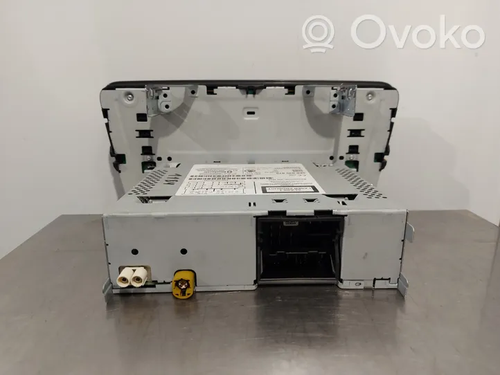 Skoda Octavia Mk3 (5E) Panel / Radioodtwarzacz CD/DVD/GPS 5E0035875