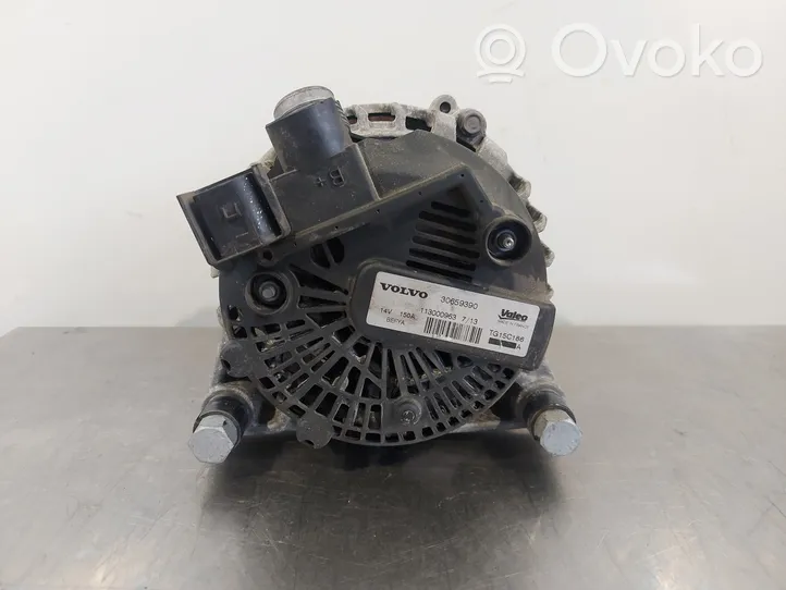 Volvo V40 Ģenerators 30659390