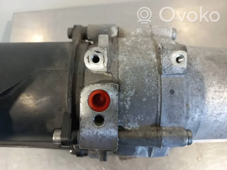 Citroen C4 II Ohjaustehostimen pumppu 9676740380