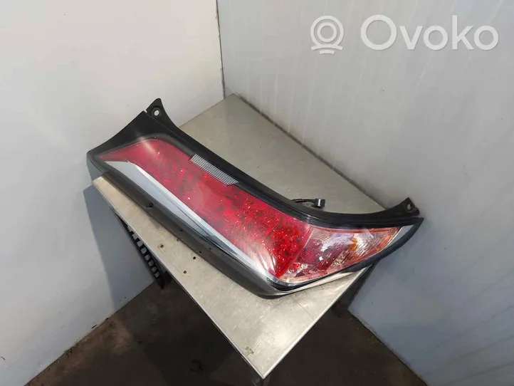 Toyota Aygo AB40 Lampa tylna 