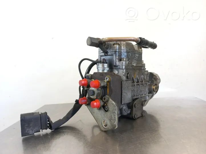 Seat Ibiza II (6k) Pompe d'injection de carburant à haute pression 038130107B