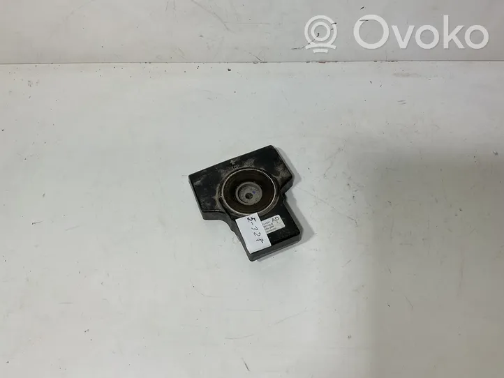 BMW 3 F30 F35 F31 Coussinet du différentiel arrière 6877100