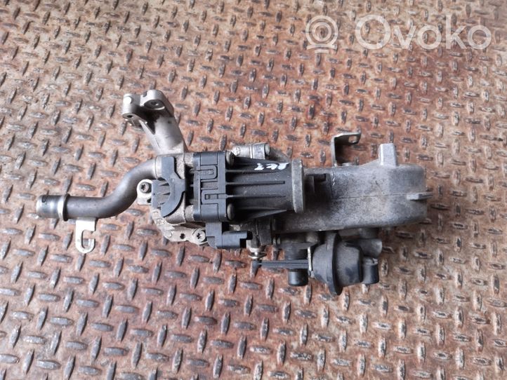 Ford Focus Soupape vanne EGR FM5Q9D475AA02