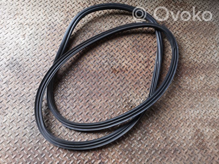 Opel Mokka Trunk rubber seal (body) 