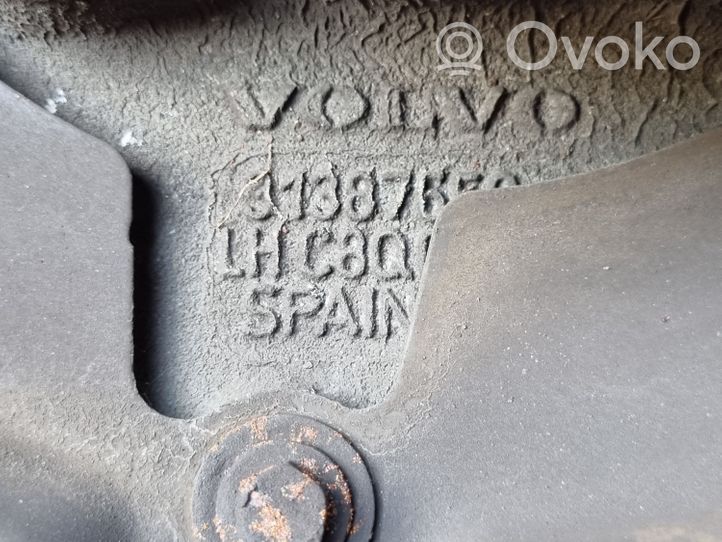 Volvo V40 Piasta koła przedniego 31387650