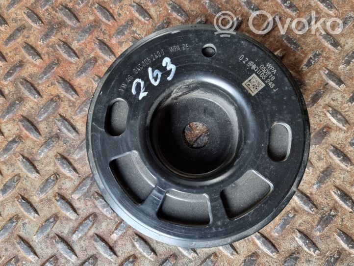 Skoda Fabia Mk3 (NJ) Crankshaft pulley 04C105243J