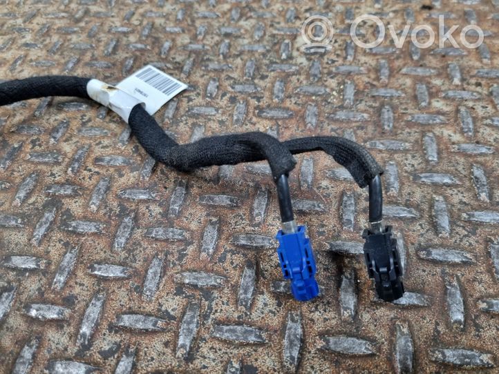 Opel Grandland X Gniazdo / Złącze USB 981820380