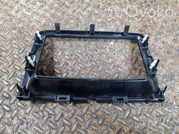 Mazda CX-5 Cadre, panneau d'unité radio / GPS KD4555231