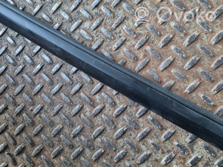 Opel Grandland X Front door glass trim molding 9814857680