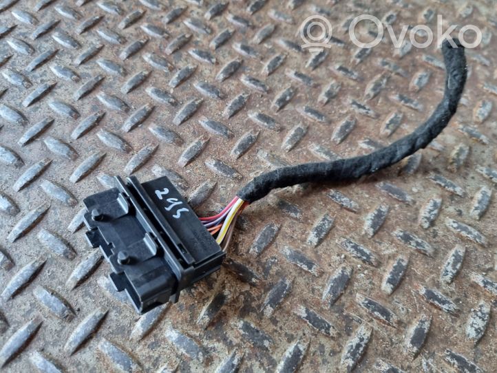 Volkswagen Tiguan Allspace Cableado de puerta delantera 8K0972701A