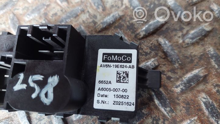 Ford Kuga II Heater blower motor/fan resistor AV6N19E624AB