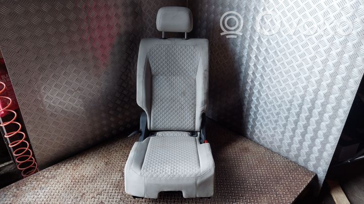 Volkswagen Tiguan Allspace Aizmugurējais sēdeklis 82853143