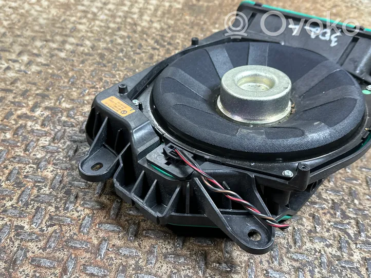 BMW 5 G30 G31 Subwoofer-bassokaiutin 6801075