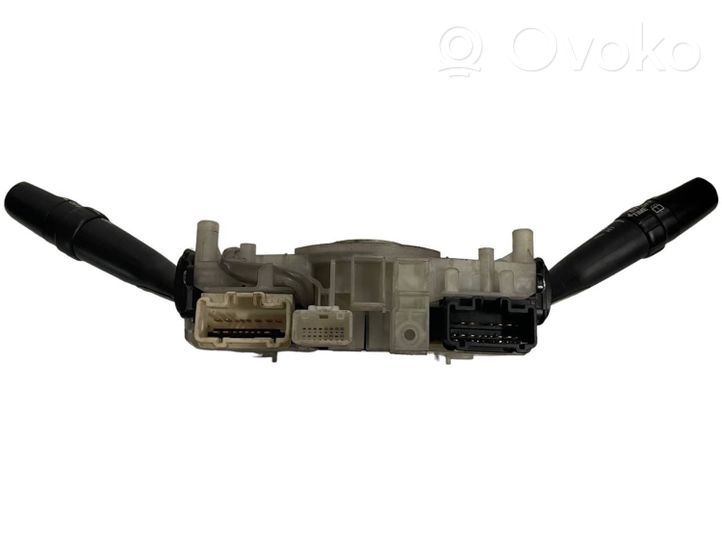 Toyota Land Cruiser (J100) Leva/interruttore dell’indicatore di direzione e tergicristallo 84310