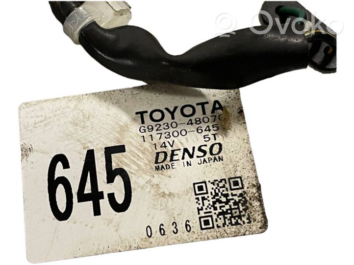 Lexus NX Wentylator baterii pojazdu hybrydowego / elektrycznego G923048070