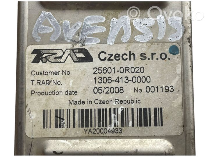 Toyota Avensis T270 Refroidisseur de vanne EGR 256010R020