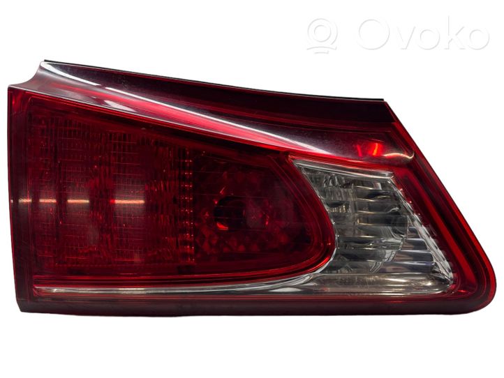 Lexus IS 220D-250-350 Lampy tylnej klapy bagażnika 8159153120