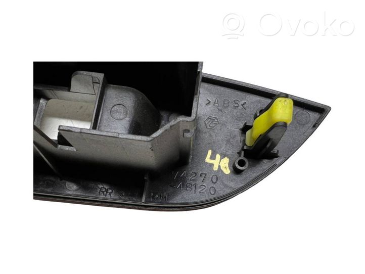 Lexus RX 330 - 350 - 400H Takaoven ikkunan kytkimen kehys 7427048120