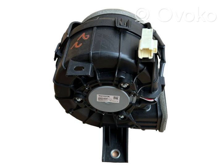 Toyota Yaris Hybrid/electric vehicle battery fan G923052040