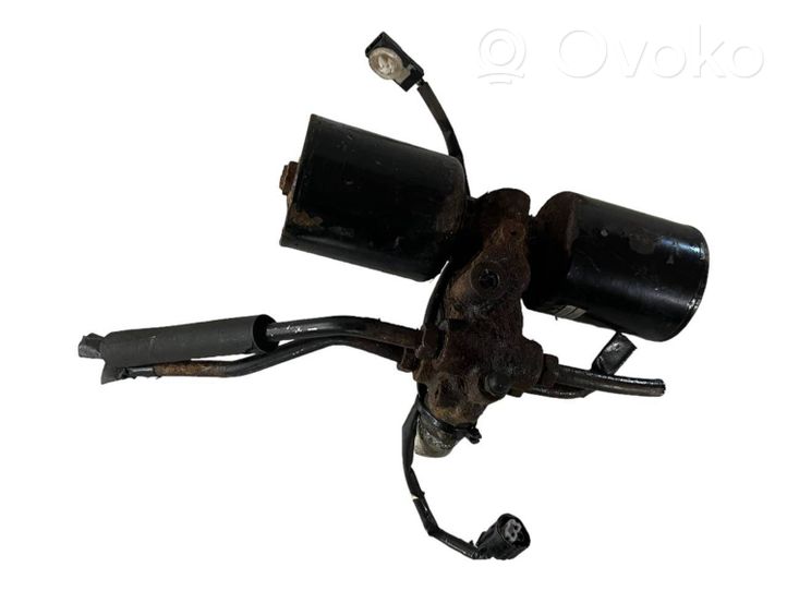 Toyota Land Cruiser (J100) Ilmajousituksen kompressoripumppu 8919260030