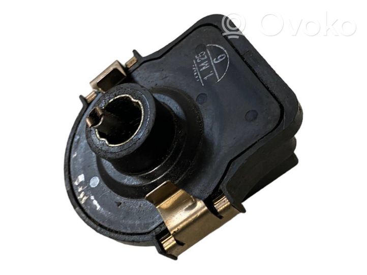 Lexus GS 300 350 430 450H Sensor de altura delantera de la suspensión neumática 8924130040