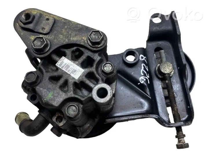 Toyota Verso Ohjaustehostimen pumppu 4431042090