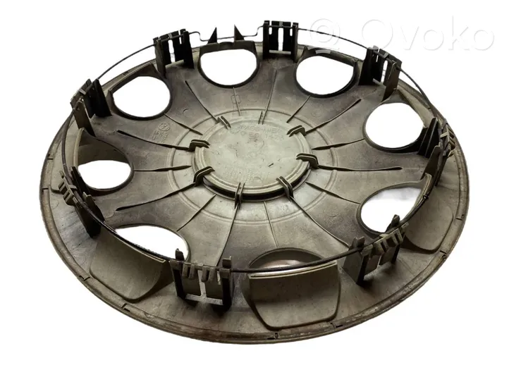 Volkswagen Lupo R13 wheel hub/cap/trim 6X0601147A