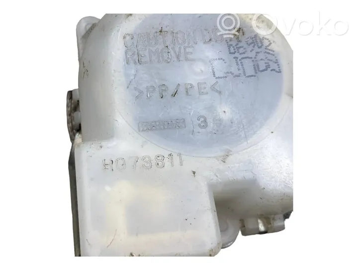 Toyota RAV 4 (XA40) Ceinture de sécurité arrière H073818
