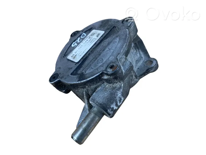 Mercedes-Benz E W211 Alipainepumppu A6422300065