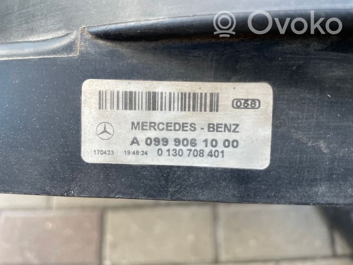 Mercedes-Benz C W205 Elektryczny wentylator chłodnicy 0130708401