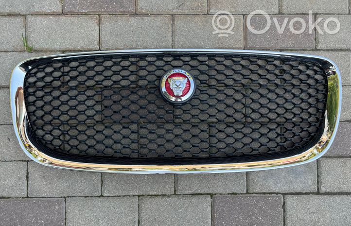 Jaguar F-Pace Maskownica / Grill / Atrapa górna chłodnicy HK838B271BA