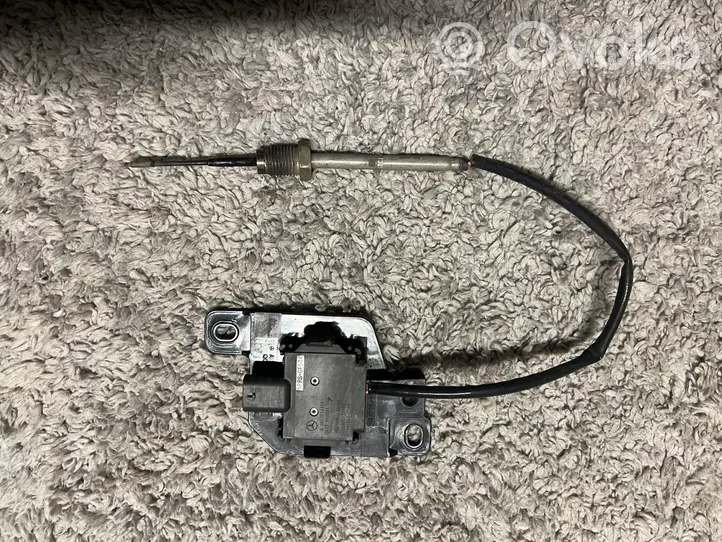 Mercedes-Benz C AMG W205 Izplūdes gāzu temperatūras sensors A0009054409