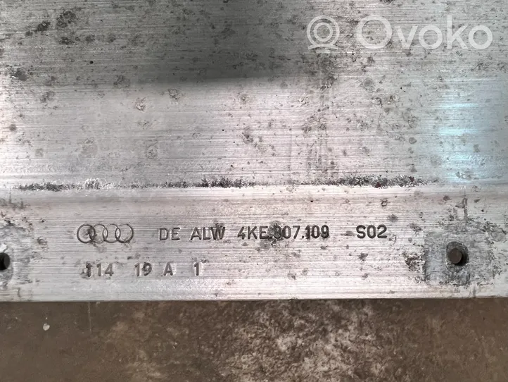 Audi e-tron Poprzeczka zderzaka przedniego 4KE807109