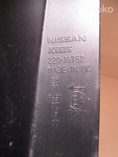 Nissan Note (E11) Feux arrière sur hayon 220-16752