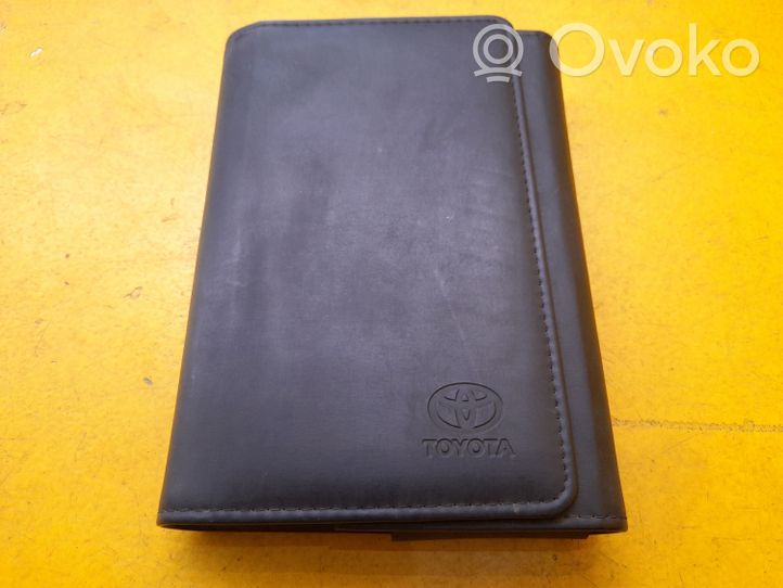 Toyota Prius (XW50) Owners service history hand book 