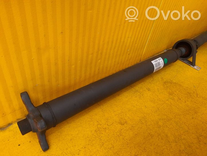 Mercedes-Benz E C207 W207 Rear driveshaft/prop shaft 2044102916