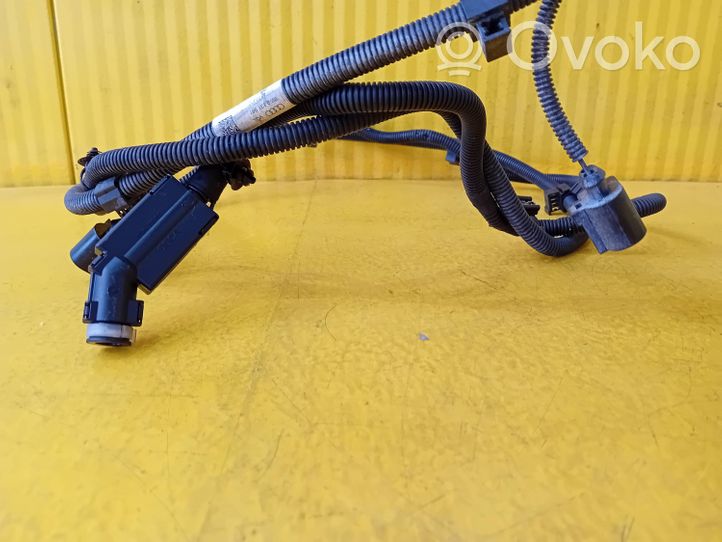 Audi A4 S4 B9 Wąż / Przwód płynu AdBlue 8W0131961