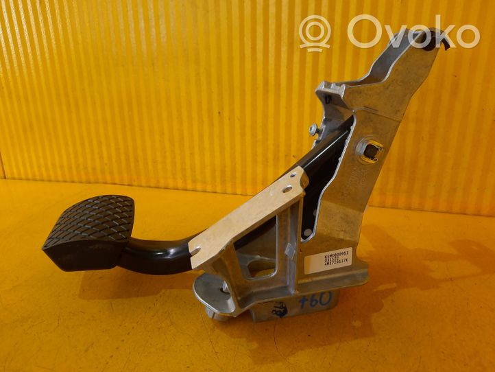 Volkswagen Touareg III Brake pedal bracket assembly 4M1723117E